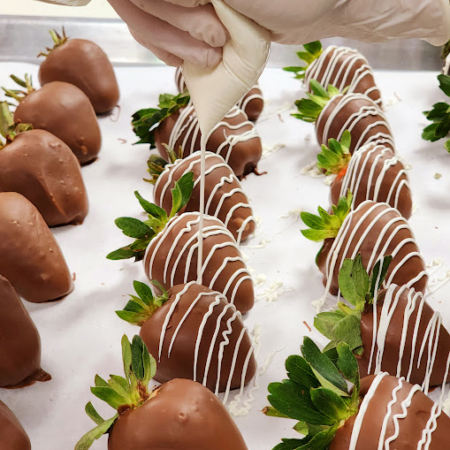 Chocolate Covered Strawberries - Milk Chocolate with White Chocolate Drizzle
